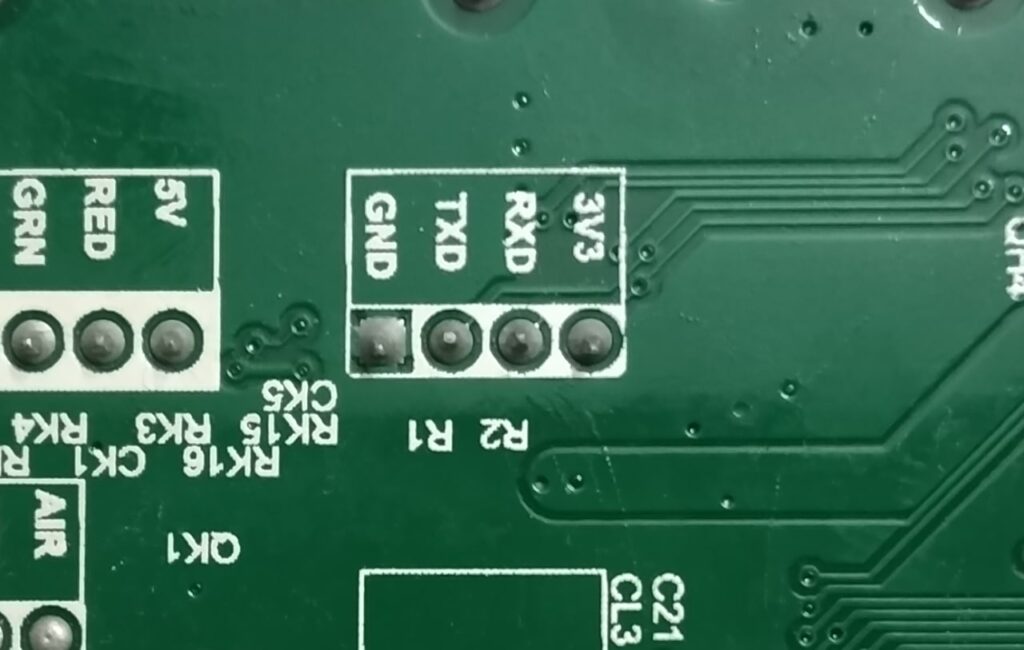 4 pin connector support